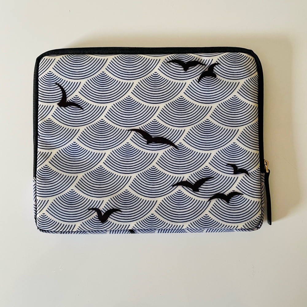 Tablet case - Picture 2 of 3